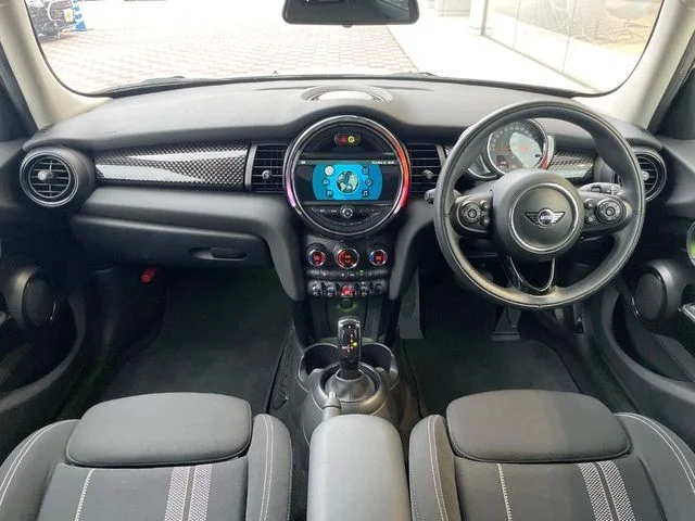 Bmw MINI COOPER S 5DOOR ベースグレード photo 2