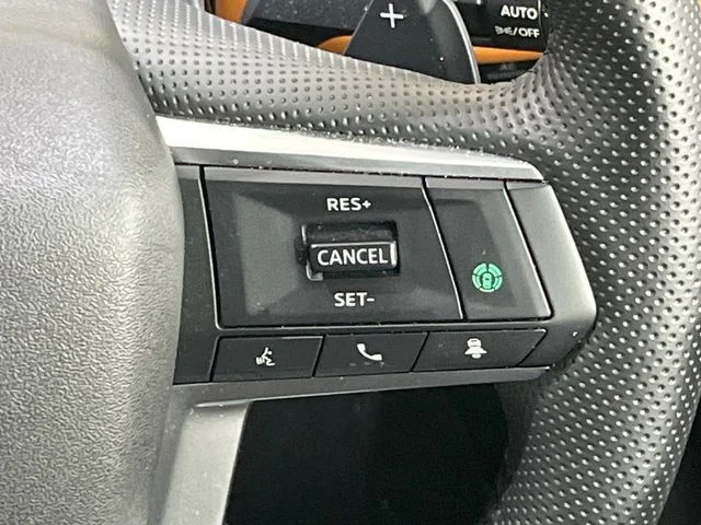 Mitsubishi OUTLANDER PHEV P photo 4