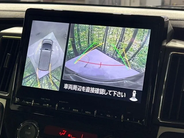 Mitsubishi DELICA D:5 4WD シャモニー photo 4