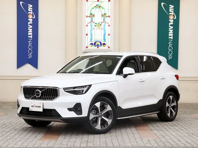 Volvo VOLVO XC40 B4　AWD 2025