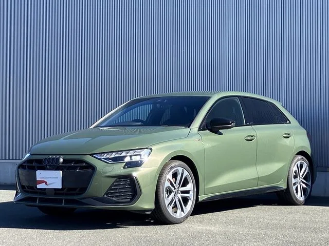 Audi AUDI A3 SPORTBACK 30　TFSI　Sライン 2025