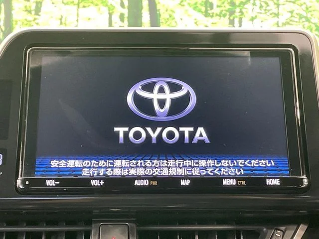Toyota C-HR G　ハイブリッド　モード　ネロ photo 4