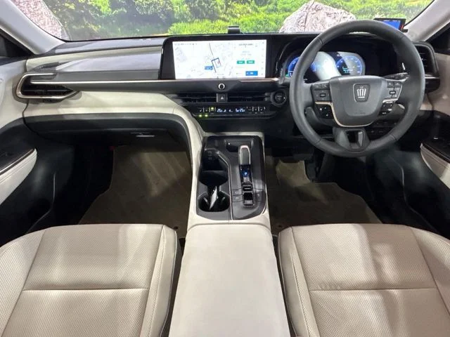 Toyota CROWN CROSSOVER G　アドバンスド　レザーパッケージ photo 2