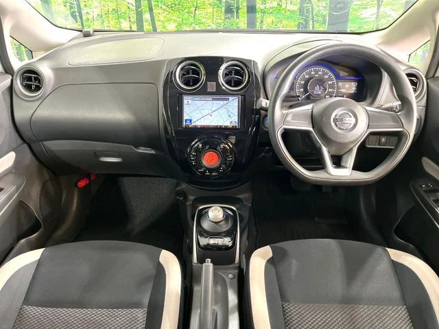 Nissan NOTE e−POWER　X photo 2
