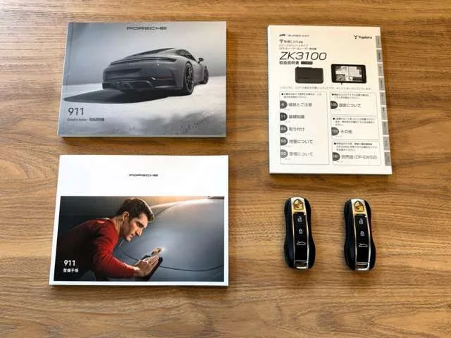 Porsche PORSCHE 911 カレラGTS photo 2