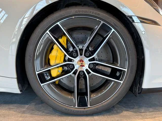 Porsche PORSCHE 911 カレラGTS photo 3
