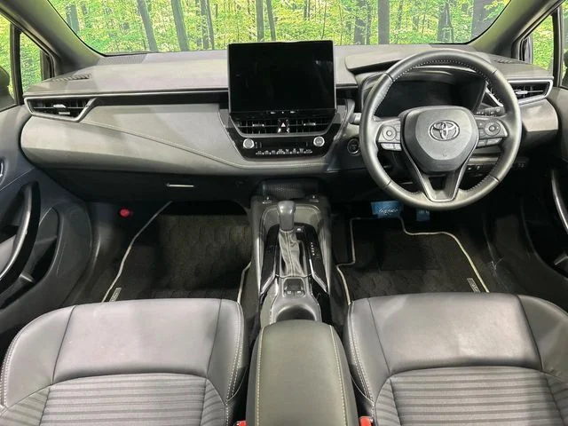 Toyota COROLLA TOURING HYBRID W×B photo 2