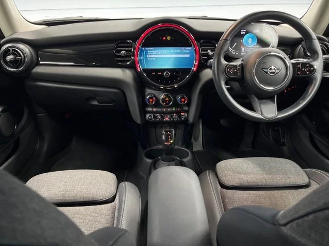 Bmw MINI COOPER D ベースグレード photo 2