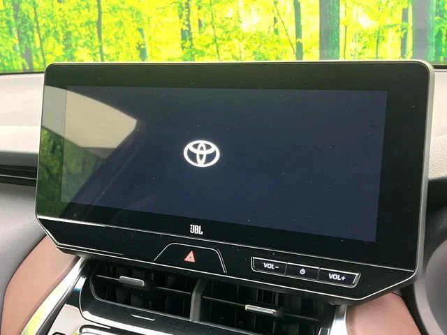 Toyota HARRIER HYBRID Z photo 3