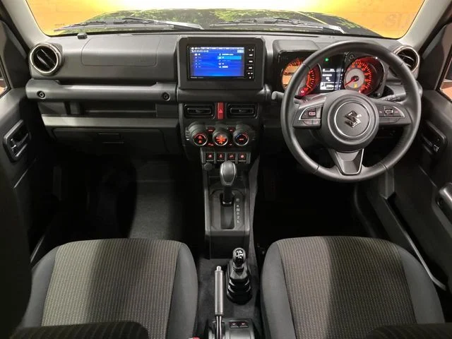 Suzuki JIMNY SIERRA JC photo 2
