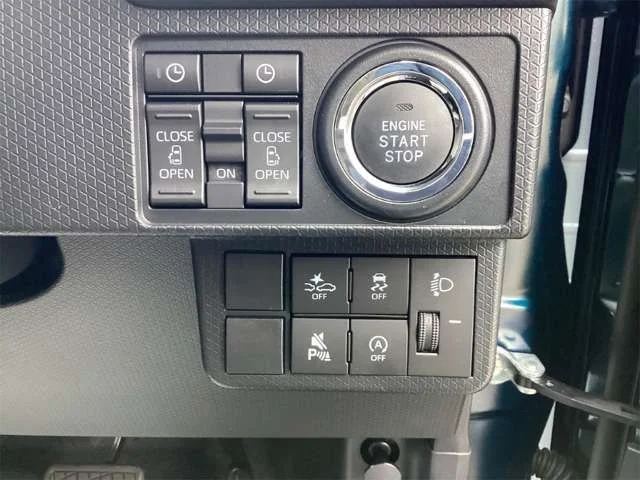Daihatsu TANTO FAN CROSS ベースグレード photo 3
