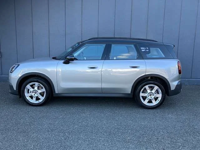 Bmw MINI COUNTRYMAN D photo 4