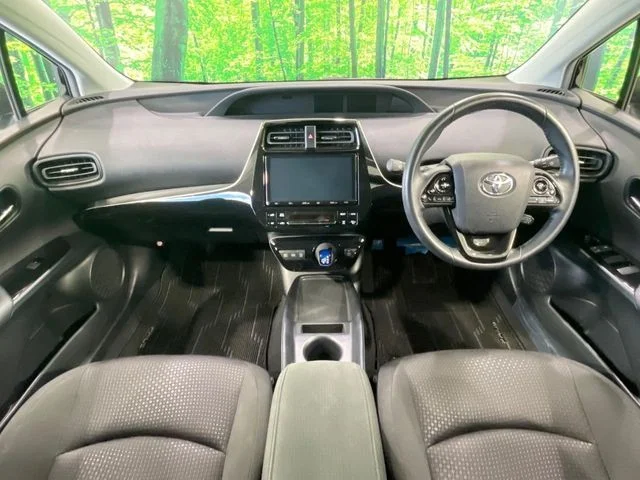 Toyota PRIUS S photo 2