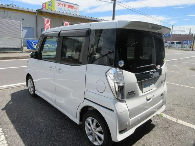 Nissan DAYZ ROOX ハイウェイスターX　ターボ photo 4