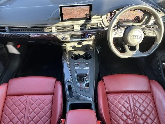 Audi AUDI S5 SPORTBACK ベースグレード photo 2
