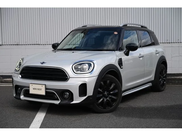 Bmw MINI COOPER D CROSSOVER ベースグレード 2021