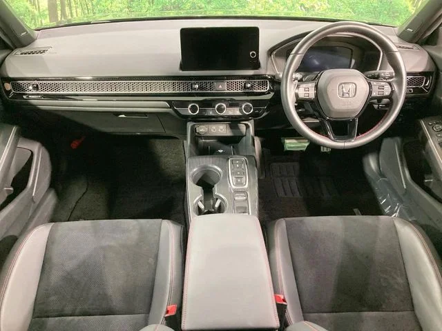 Honda CIVIC hatchback e：HEV photo 2