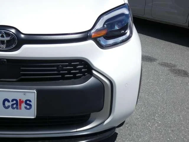 Toyota SIENTA HYBRID Z photo 2