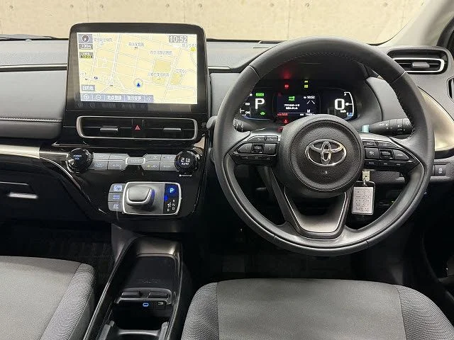 Toyota AQUA Z photo 2