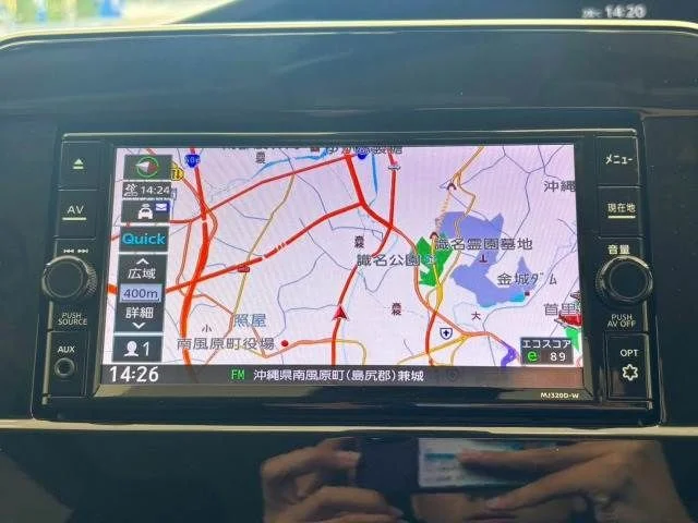 Nissan SERENA S-HYBRID ハイウェイスター　V photo 3