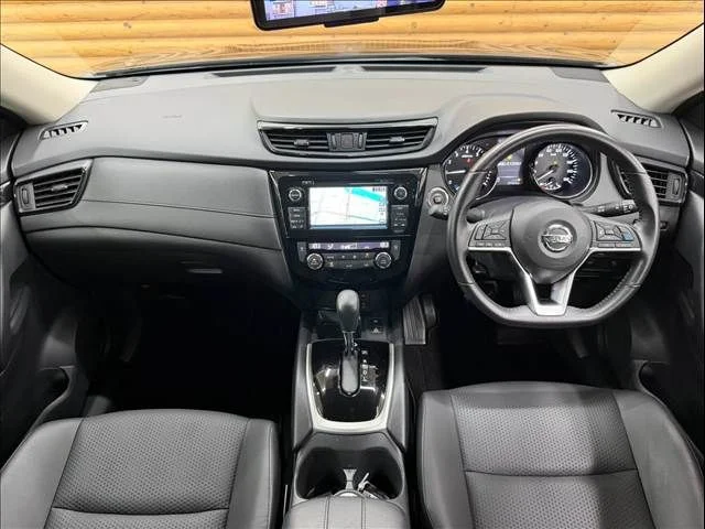 Nissan X-TRAIL HYBRID 4WD 20Xi photo 2