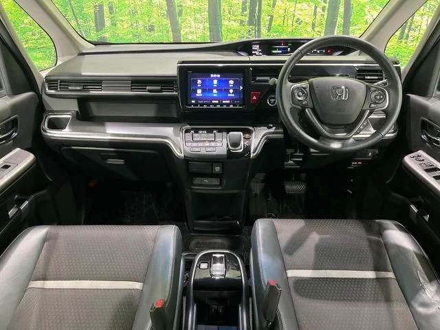 Honda STEPWAGON e:HEV SPADA G・EX　ホンダセンシング photo 2