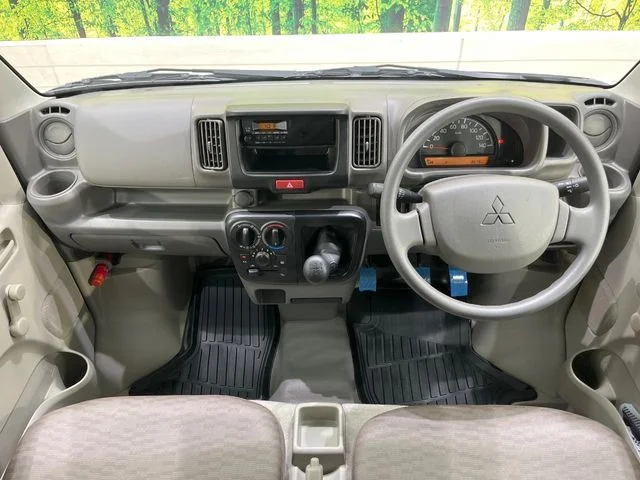 Mitsubishi MINICAB van M　ハイルーフ photo 2