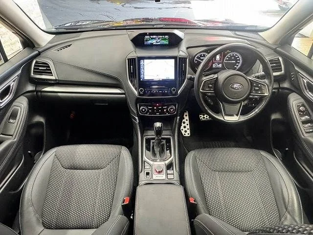 Subaru FORESTER アドバンス photo 2