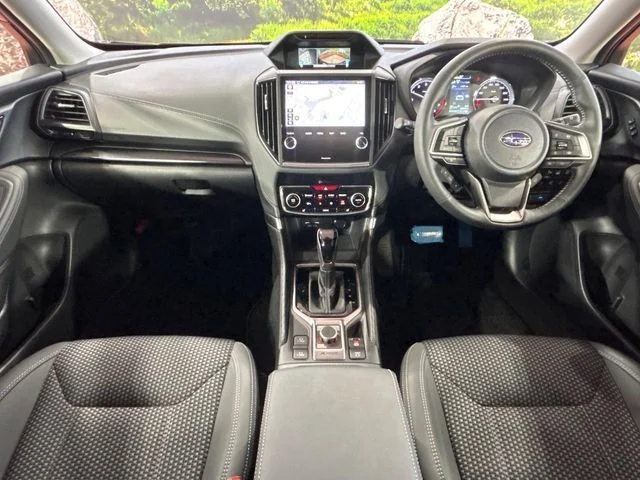Subaru FORESTER XT−エディション photo 2