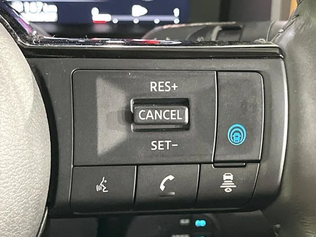 Nissan X-TRAIL HYBRID 4WD G　e−4ORCE photo 2