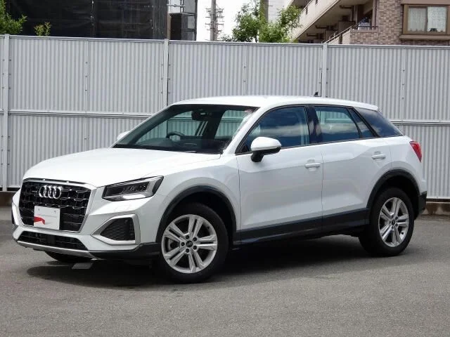 Audi AUDI Q2 35　TDI　クワトロ　アドバンスド 2025