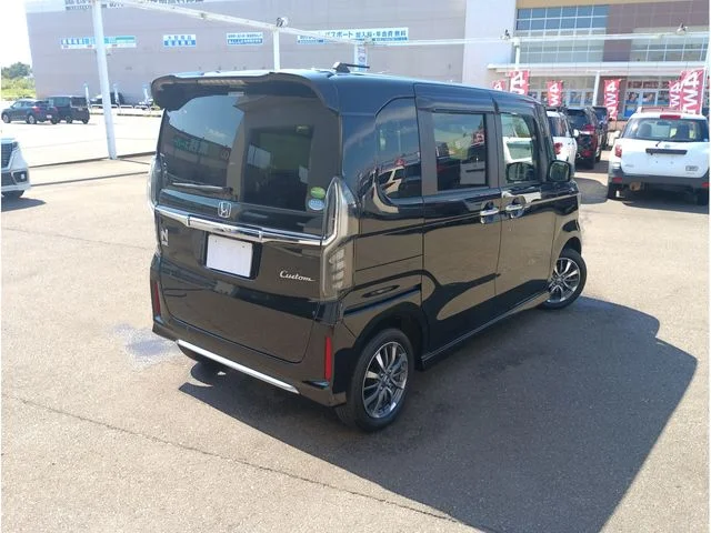 Honda N BOX CUSTOM 4WD L photo 2