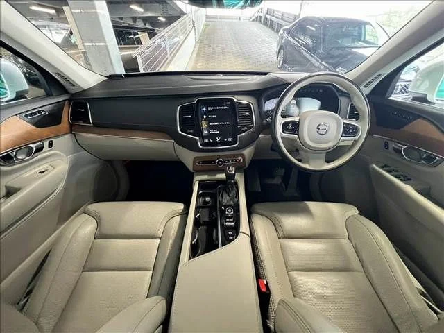 Volvo VOLVO XC90 D5　AWD　インスクリプション photo 2