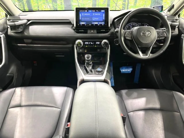 Toyota RAV4 4WD G　Zパッケージ photo 2