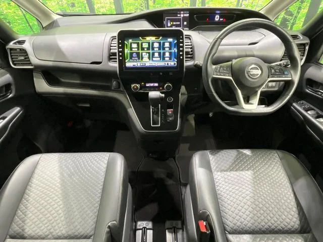 Nissan SERENA S-HYBRID 4WD XV photo 2
