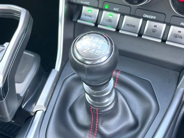 Subaru BRZ S photo 3