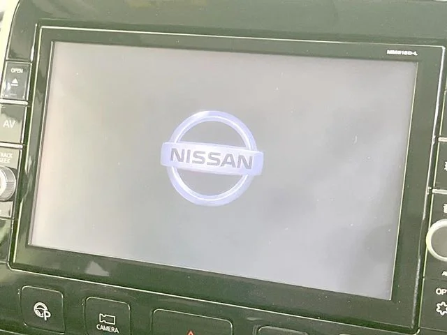 Nissan SERENA WG e−POWER　ハイウェイスター　V photo 4