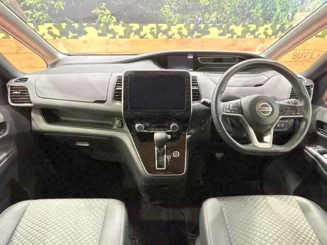 Nissan SERENA S-HYBRID ハイウェイスター　V photo 2