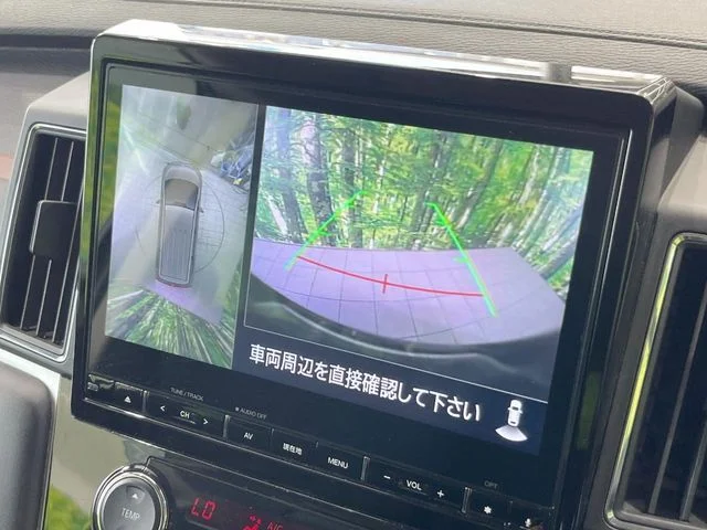 Mitsubishi DELICA D:5 4WD P photo 4