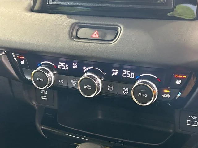 Honda VEZEL e:HEV Z photo 4