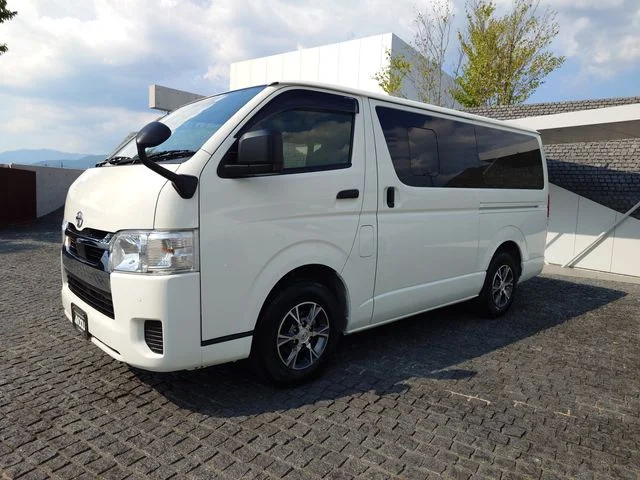 Toyota HIACE van 1.15t 2WD DX　GLパッケージ　ロング photo 2