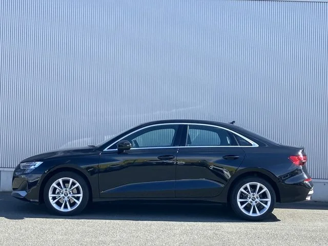 Audi AUDI A3 Sedan 30　TFSI　アドバンスド photo 3