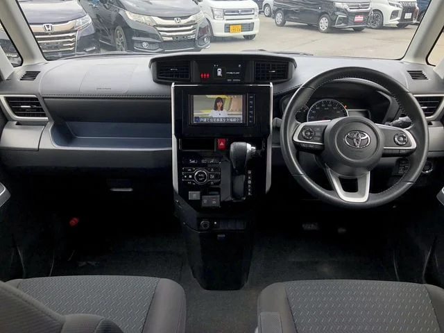 Toyota ROOMY カスタムG photo 3