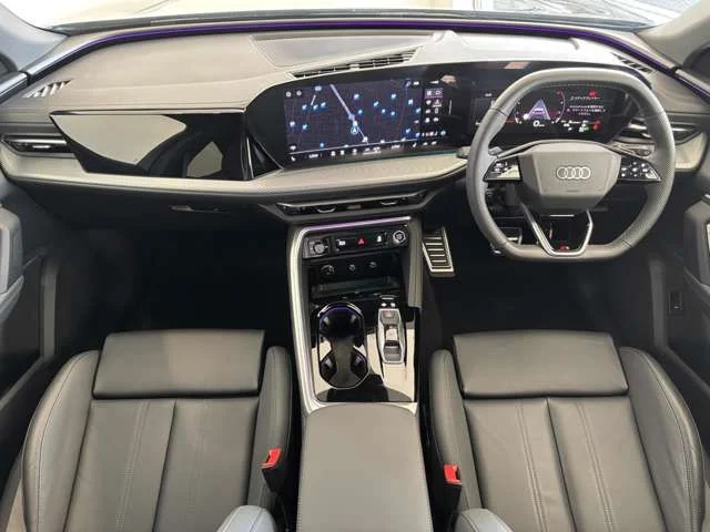 Audi AUDI Q5 SPORTBACK TDI　クワトロ150kW　アドバンスド photo 4