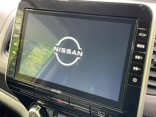 Nissan SERENA S-HYBRID ハイウェイスター　V photo 4