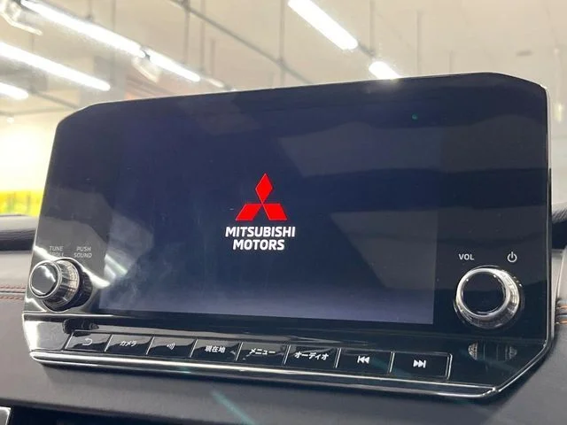 Mitsubishi OUTLANDER PHEV P photo 4