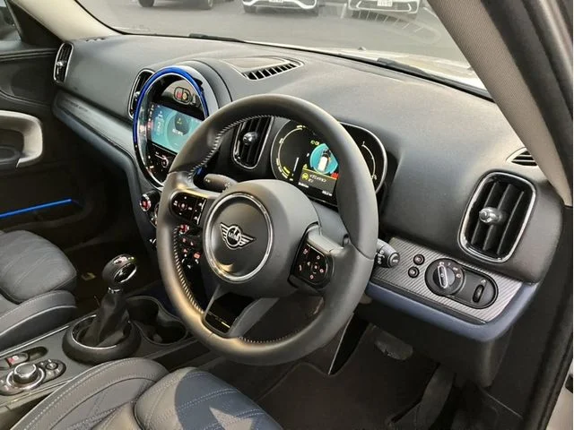 Bmw MINI COOPER S E CROSSOVER アルバートブリッジエディション　オール4 photo 2