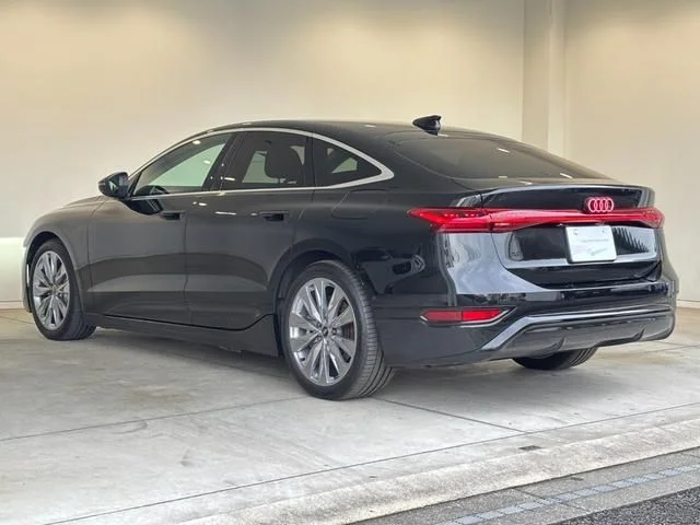 Audi AUDI A6 SPORTBACK e-tron パフォーマンス photo 3