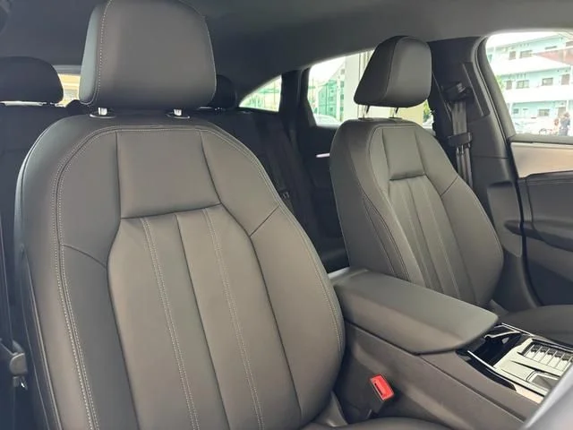 Audi AUDI A6 SPORTBACK e-tron パフォーマンス photo 4