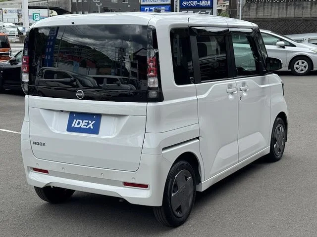 Nissan ROOX X photo 4